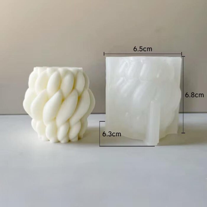 ⁦قالب سليكون كرة مجدول- صغير⁩ - الصورة ⁦3⁩