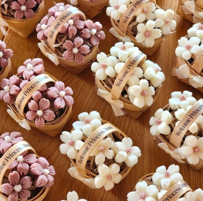 ⁦قالب سيليكون ٦ وردات مع ورق⁩ - الصورة ⁦2⁩