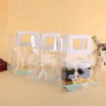 ⁦كيس هدايا شفاف مع يد ابيض مربع⁩ - الصورة ⁦4⁩