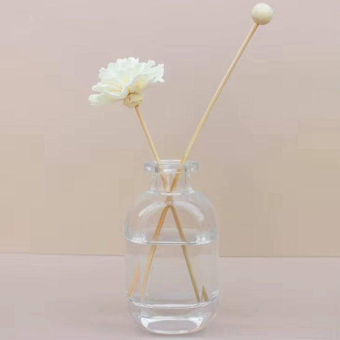 ⁦علب معطر اعواد مضلعه مع غطاء ضغط ذهبي -150 مل⁩ - الصورة ⁦3⁩