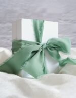 ⁦شريط هدايا انيق - اخضر باستيل⁩ - الصورة ⁦2⁩