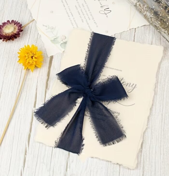 ⁦شريط هدايا  انيق - لون كحلي⁩ - الصورة ⁦2⁩