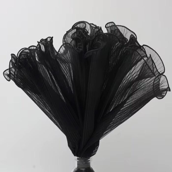 ⁦تل قماش اورجانزا لتغليف الهدايا والورد - لون اسود⁩ - الصورة ⁦3⁩