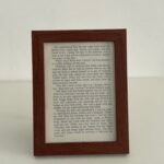 برواز اطار خشبي غامق   - صغير