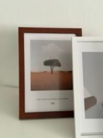 ⁦برواز اطار خشبي غامق - كبير A4⁩ - الصورة ⁦4⁩