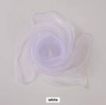 ⁦تل قماش لتغليف الهدايا- لون ابيض- 1 متر⁩ - الصورة ⁦2⁩